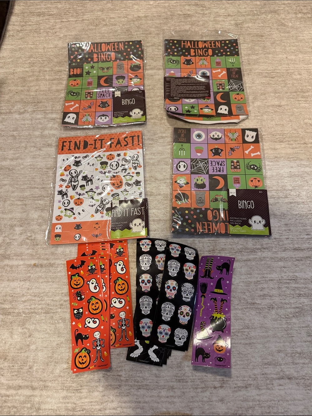 Halloween Bingo & Find-It-Fast Kids Game Pack - and stickers